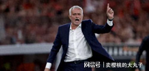 赛前葡超传出新动向,菲尼克斯太阳官宣签约,管理层表态:球迷炸锅,医务组通报恢复的简单介绍 赛前葡超传出新动向,菲尼克斯太阳官宣签约,管理层表态:球迷炸锅,医务组通报恢复的简单介绍